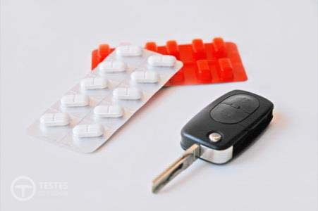 Pergunta IMT: Os tranquilizantes e os estimulantes são as únicas categorias de medicamentos que podem exercer efeitos negativos a nível do comportamento do indivíduo ao volante.