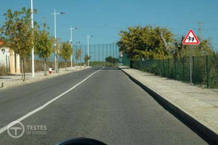 Pergunta IMT: A que velocidade devo circular neste local?