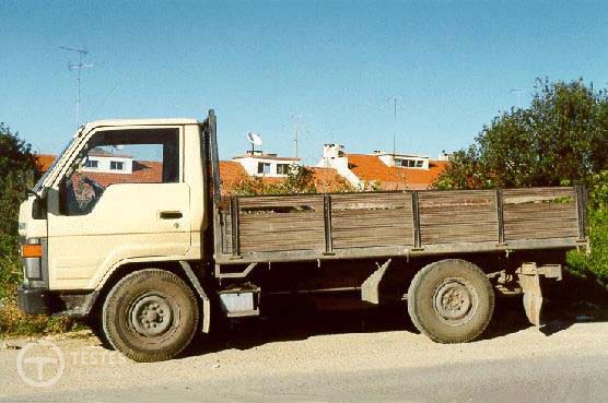 Pergunta IMT: Um automóvel cujo peso bruto seja 4500 Kg pode ser considerado um automóvel ligeiro?